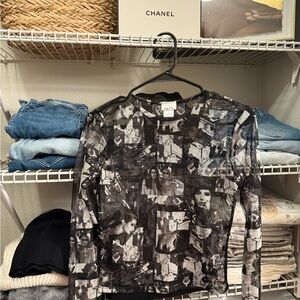 Rue21 Black and White Graphic Long Sleeve Tee